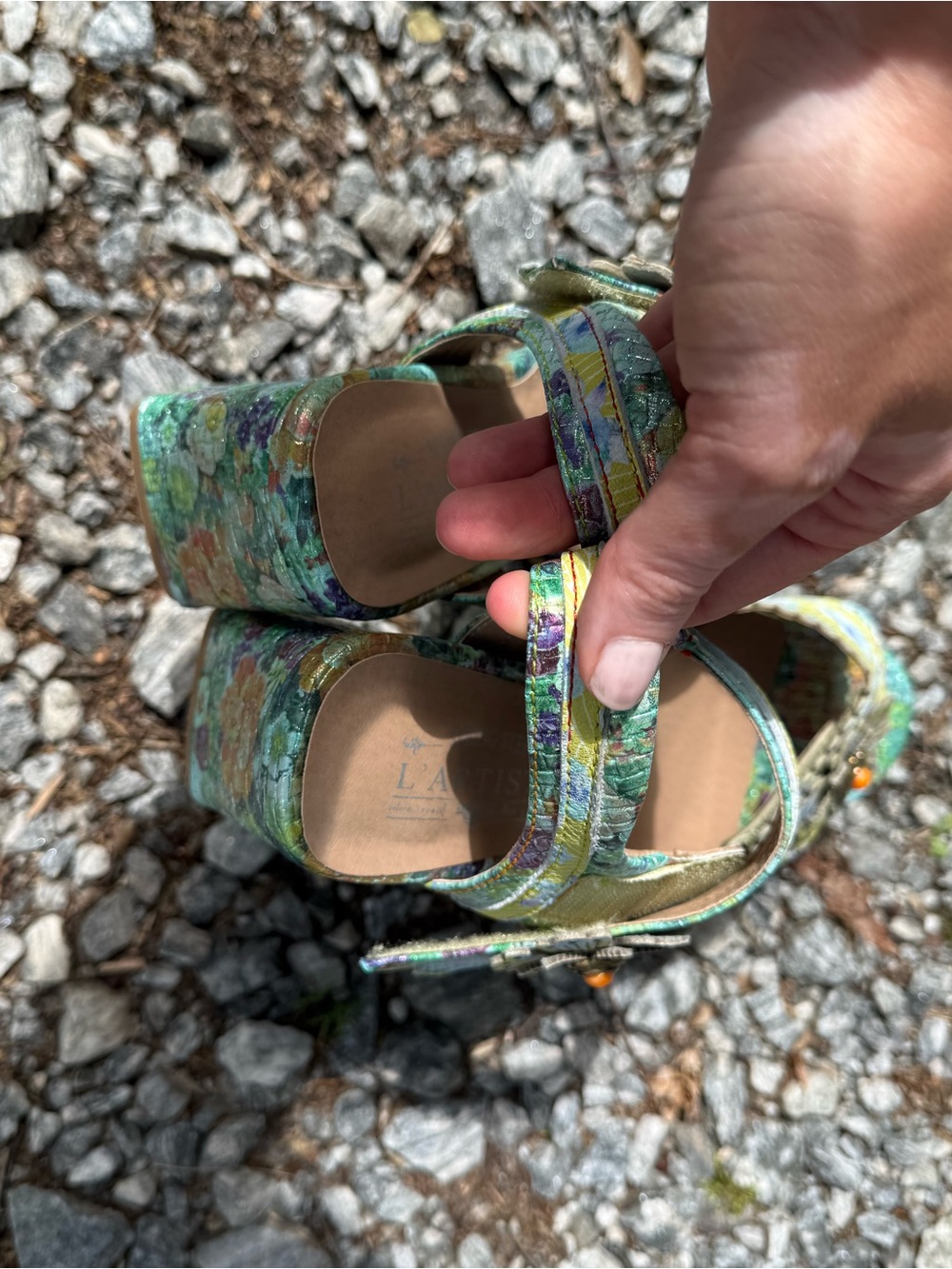 L'Artiste by Spring Step "Vogeush" floral heeled sandals - Picture 5 of 5